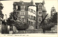 VINTAGE POSTCARD Poitiers House of 16th