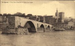 Puente santo Benezet y Palais de Avignon de la POSTAL de la VENDIMIA de los papas