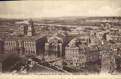 Opinion de Avignon de la POSTAL de la VENDIMIA tomada de la torre de Saint Laurent
