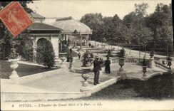 VINTAGE POSTCARD Vittel L Staircase Of the Large Hotel And the park