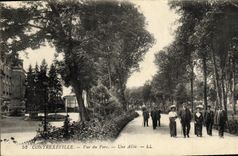 VINTAGE POSTCARD Contrexeville Seen Of the Park an Alley