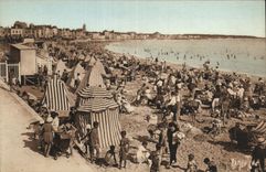 VINTAGE POSTCARD Sands D Olonne Of the Beach
