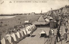 VINTAGE POSTCARD Sands D Olonne the Beach and the Embankment