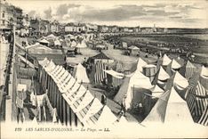 VINTAGE POSTCARD Sands D Olonne the Beach