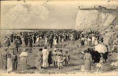 VINTAGE POSTCARD Seas les Bains Sand Contest On the Beach