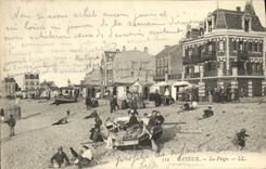 VINTAGE POSTCARD Cayeux the Beach