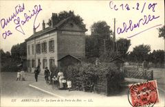 VINTAGE POSTCARD Abbeville Train station of the Gate of Wood