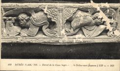 VINTAGE POSTCARD Museum of Amiens Detail of the Tank