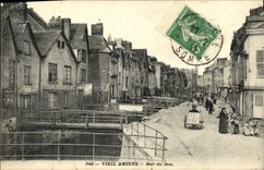 VINTAGE POSTCARD Old Amiens Street of the Gift