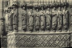 VINTAGE POSTCARD Cathedral Amiens Central Gate