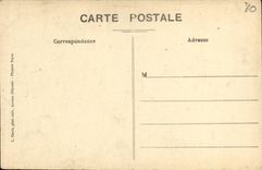 VINTAGE POSTCARD Amiens Cathedral Waste gas mains