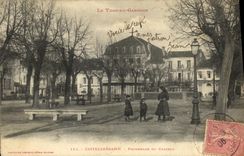 VINTAGE POSTCARD Castelsarrasin Walk of the castle