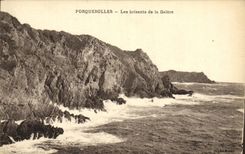 CPA Porquerolles Les Brisants de la Galere
