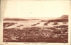 VINTAGE POSTCARD Toulon the Roads Boats