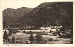 VINTAGE POSTCARD Gerardmer the Circus of Retournemer