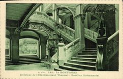 VINTAGE POSTCARD the Mount Gilds Interior L Hydropathic establishment monumental Escalier