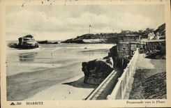 CPA Biarritz Promenade Vers Le Phare 