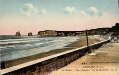 VINTAGE POSTCARD Hendaye Rocks Two Twins Seen Of the Boulevard