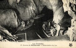 VINTAGE POSTCARD Caves of Betharram Unloading dock of the Lake
