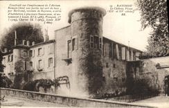 VINTAGE POSTCARD Bayonne the Old Castle