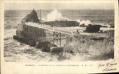CPA Biarritz Le Rocher de La Vierce La Passerelle