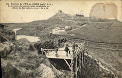 VINTAGE POSTCARD Sommet of Puy de Dome the terrace of foreground overhangs an abyss of 300 Enfants bills of quantities
