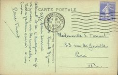 VINTAGE POSTCARD Auvergne Castle of Tournoel