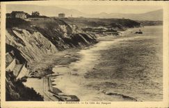 CPA Biarritz La Cote Des Basques