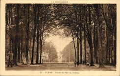 CPA Flers Entree Du Parc Du Chateau 