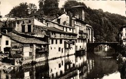 CPSM St Jean Foot Of Port Old women Houses On Nive And the Bridge D Spain