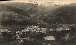 VINTAGE POSTCARD Env Of Bourboule Valley of Vendeix taken of Murat Quaire
