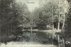 VINTAGE POSTCARD Bourboule the Lake Of the Park Fenestrates