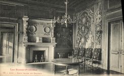VINTAGE POSTCARD Pau Small Living room Of the Castle