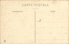 VINTAGE POSTCARD Low Pau relief of the HenriIV statue Between triumphal in Paris