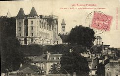 VINTAGE POSTCARD Pau Seen D Enssmdle Of the Castle