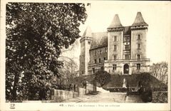 VINTAGE POSTCARD Pau the Castle Seen Of L Western