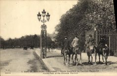 CPA Paris Bois De Boulogne Route Cavaliere au Pavillon Dauphine Chevaux 