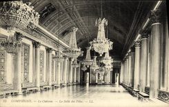 CPA Compiegne Le Chateau La Salle des Fetes