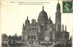VINTAGE POSTCARD Paris Basilique of the Sacring Runs of Montmartre Aspect of the Monument finishes
