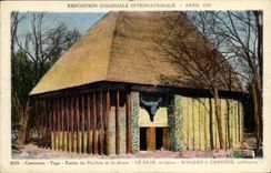 CPA Paris Exposition Coloniale Internationale 1931 Cameroun Togo Entree du pavillon de la chasse 