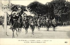 VINTAGE POSTCARD Paris Festivals of the Victoire July 14th  1919 the procession Douglas Marshal Haig Miltiaria