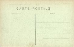 CPA Soissons Autour de la Cathedrale Militaria