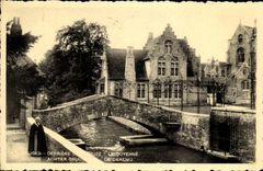 VINTAGE POSTCARD Bruges the Senior