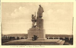 CPA ND De Lorette Le Statue du General Maistre