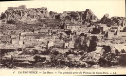 CPA La Provence Les Baux Vue Generale prise du Plateau de Costa Pera