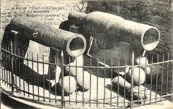 CPA Mont Saint Michel Les Michelettes Canons 