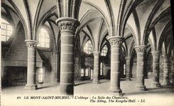 CPA Le Mont Saint Michel L Abbaye La Salle des Chevaliers