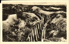 VINTAGE POSTCARD Extremely of Douaumont Free German Bowel communicating fort with the first Militaria line
