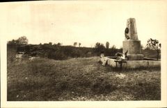 VINTAGE POSTCARD Extremely of Douaumont Monument of the 74eme Battalion IH Militaria