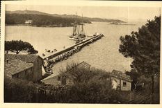 CPA Les Iles D Hyeres Porquerolles La Rade Bateau